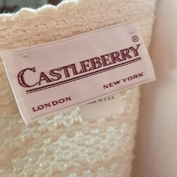 Vintage Castleberry Women's Suit Jacket - Picture 5 of 5